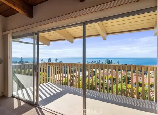 6542 Ocean Crest Drive #C303, Rancho Palos Verdes, CA 90275