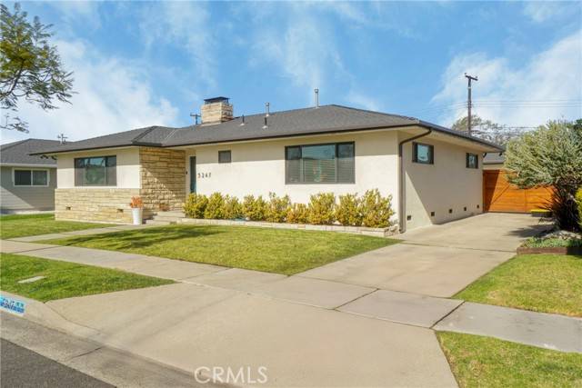 5247 W 138th Street, Hawthorne, CA 90250