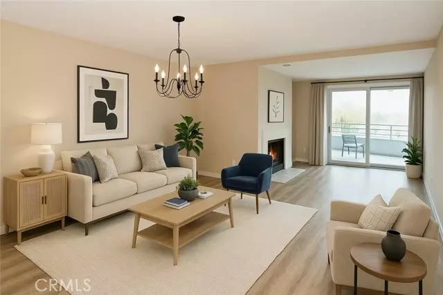 Redondo Beach, CA 90277,520 The Village #110