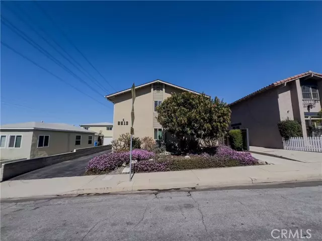 Redondo Beach, CA 90278,2513 Ruhland Avenue