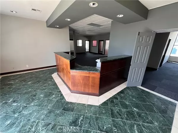 Rancho Palos Verdes, CA 90275,29050 S Western Avenue