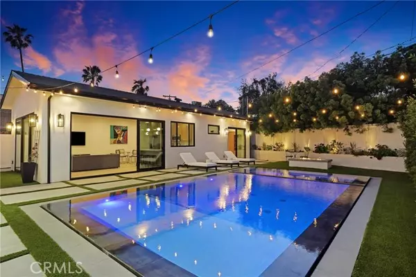 Encino (los Angeles), CA 91436,4949 Petit Avenue