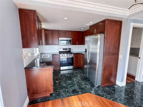 San Pedro (los Angeles), CA 90731,665 W 24th Street #208