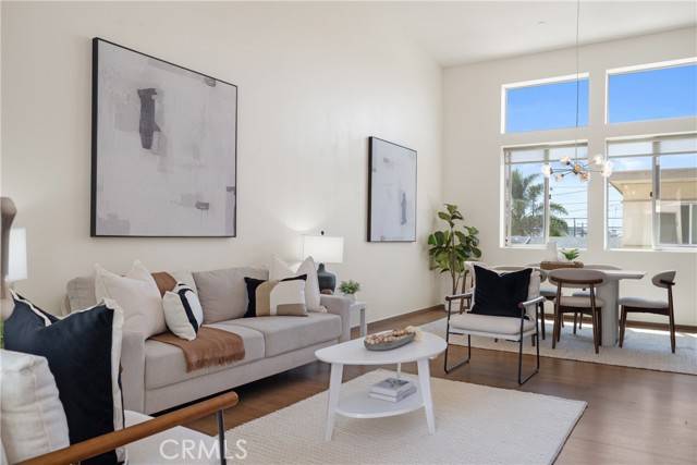 Redondo Beach, CA 90278,2205 Rockefeller Lane #B