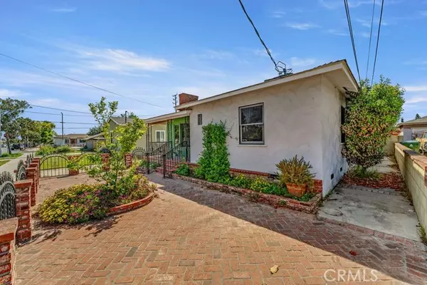 Wilmington (los Angeles), CA 90744,1611 Bay View Avenue