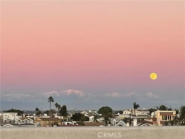 Redondo Beach, CA 90278,1706 Harper Avenue