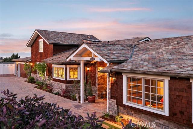 16 Saddle Road, Rancho Palos Verdes, CA 90275