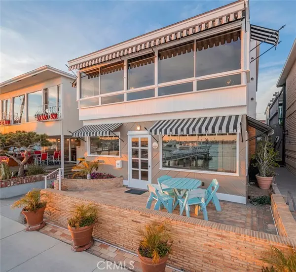 Newport Beach, CA 92662,1402 S Bay Front