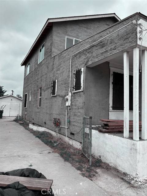 Los Angeles, CA 90059,1825 E 109th Place