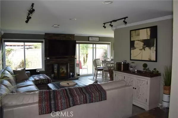 Carson, CA 90746,956 E Gladwick Street