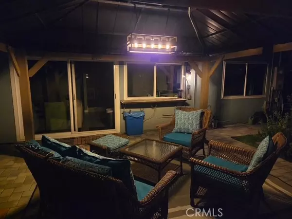 Carson, CA 90746,956 E Gladwick Street