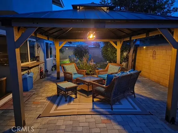 Carson, CA 90746,956 E Gladwick Street