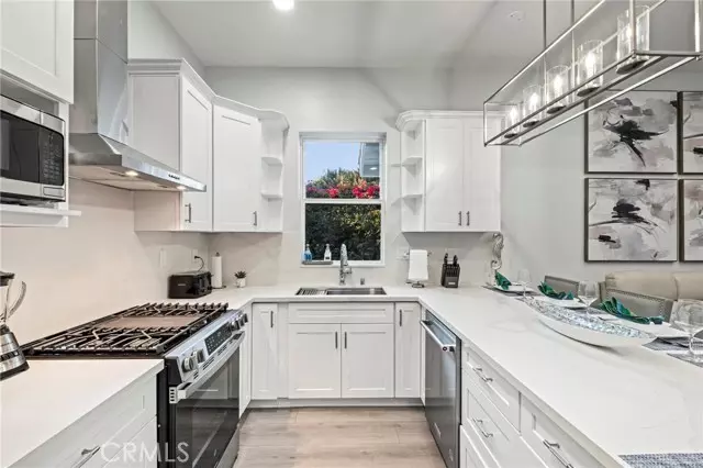 Rolling Hills Estates, CA 90274,2217 Estribo Drive