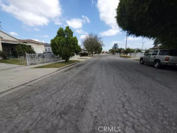 Compton, CA 90220,1307 S Grandee Avenue