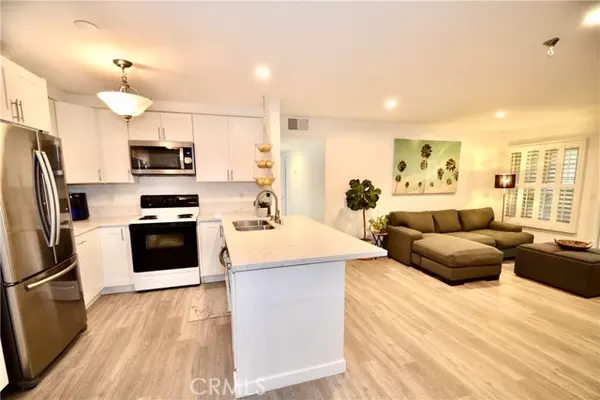 Inglewood, CA 90305,8712 Chessington Drive #255D