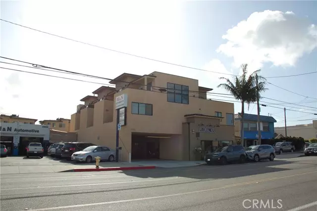 Lomita, CA 90717,25024 Narbonne Avenue