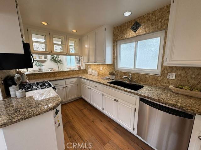 Hermosa Beach, CA 90254,854 Cypress Avenue