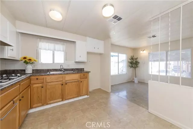 Torrance, CA 90502,21926 Vermont Avenue #23