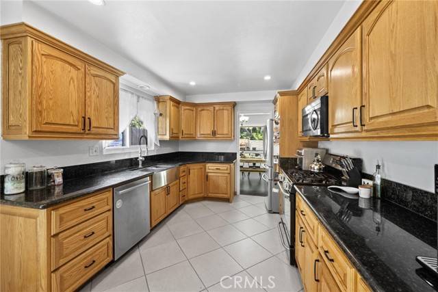 Lomita, CA 90717,1931 Via Madonna