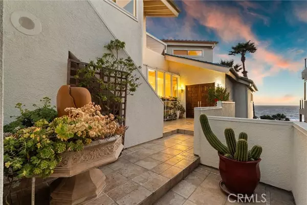 Playa Del Rey (los Angeles), CA 90293,7335 Vista Del Mar Lane