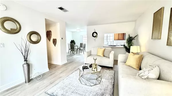 2971 Plaza Del Amo #243, Torrance, CA 90503