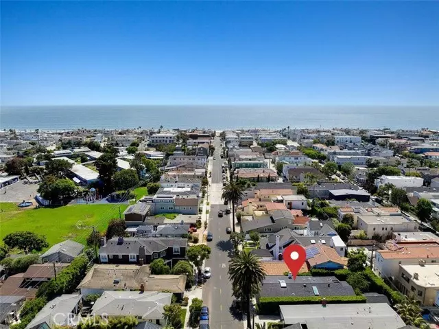 Manhattan Beach, CA 90266,541 1st Street