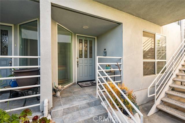 San Pedro (los Angeles), CA 90731,718 W 37th Street #4