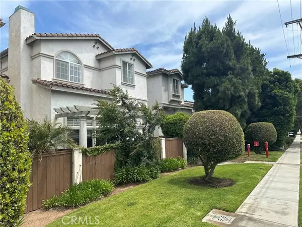 700 Meyer Lane #4, Redondo Beach, CA 90278