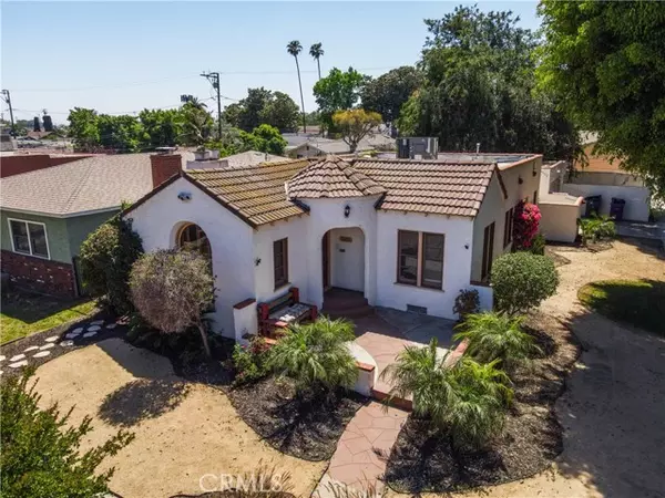 2691 Golden Avenue, Long Beach, CA 90806