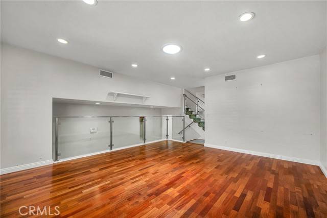 Torrance, CA 90504,2049 W 166th Street