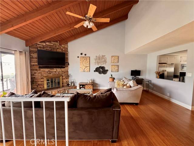 2112 Vanderbilt Lane #D, Redondo Beach, CA 90278
