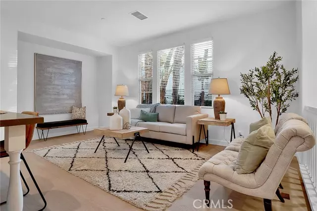 Long Beach, CA 90804,1749 Grand Avenue #4