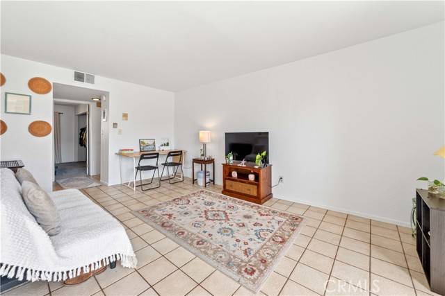 San Pedro (los Angeles), CA 90731,910 W 26th Street #3