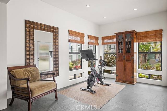 Hermosa Beach, CA 90254,646 6th Street