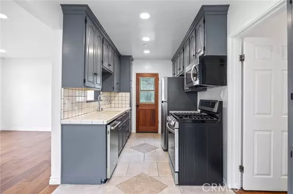 Culver City, CA 90230,5183 Inglewood Boulevard