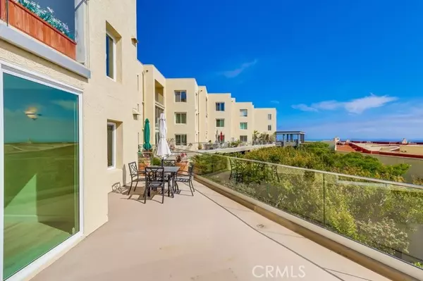 Rancho Palos Verdes, CA 90275,3200 La Rotonda Drive #407