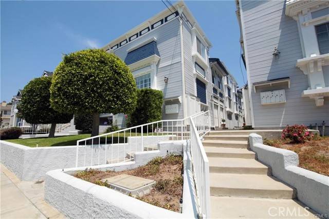 1421 12th Street #3, Manhattan Beach, CA 90266