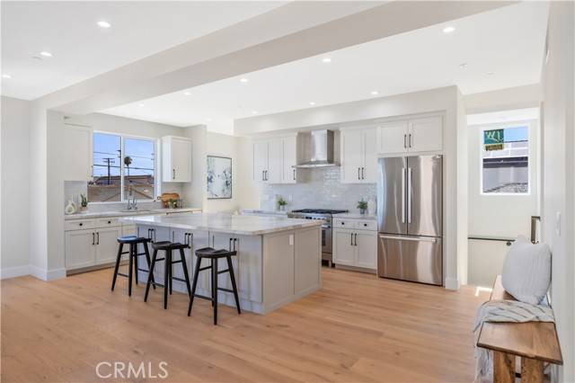 Redondo Beach, CA 90278,2405 Mathews Avenue #A