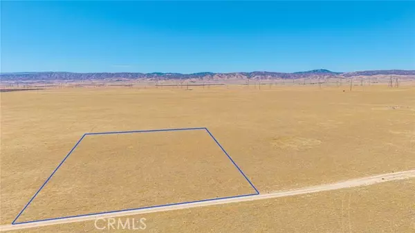 Lancaster, CA 93536,115 SW VIC Avenue F-8