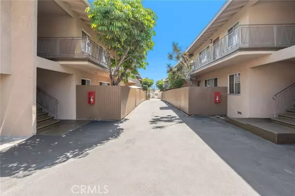 Inglewood, CA 90302,837 W Beach Avenue