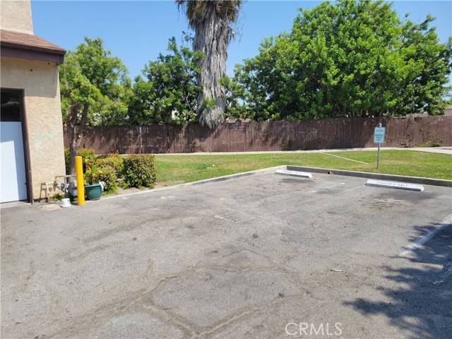 Hawthorne, CA 90250,14441 Chadron Avenue #1