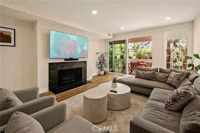 Marina Del Rey, CA 90292,13078 Mindanao Way #211
