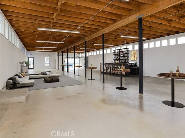 El Segundo, CA 90245,805 E El Segundo Boulevard