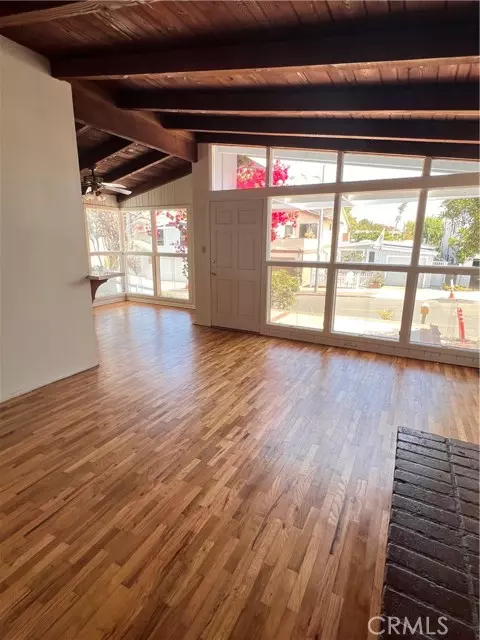 Manhattan Beach, CA 90266,429 1st Street