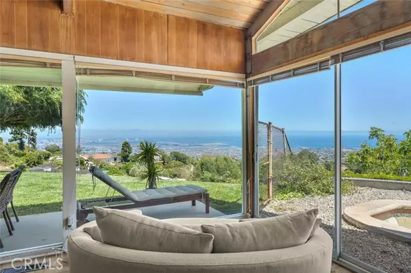 Rancho Palos Verdes, CA 90275,3111 Deluna Drive