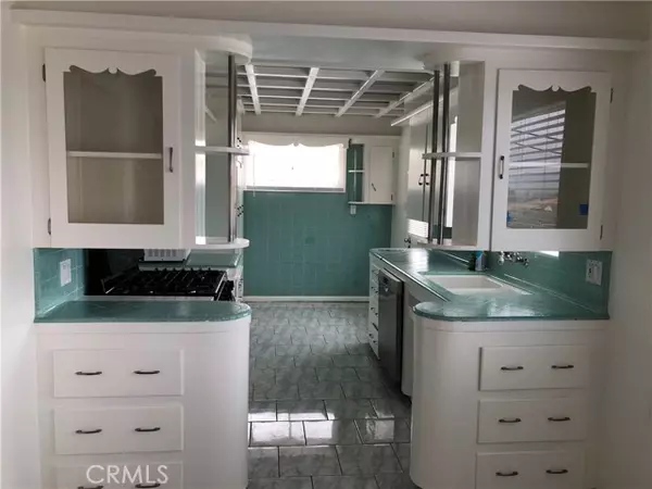 Redondo Beach, CA 90277,202 Via Mesa Grande