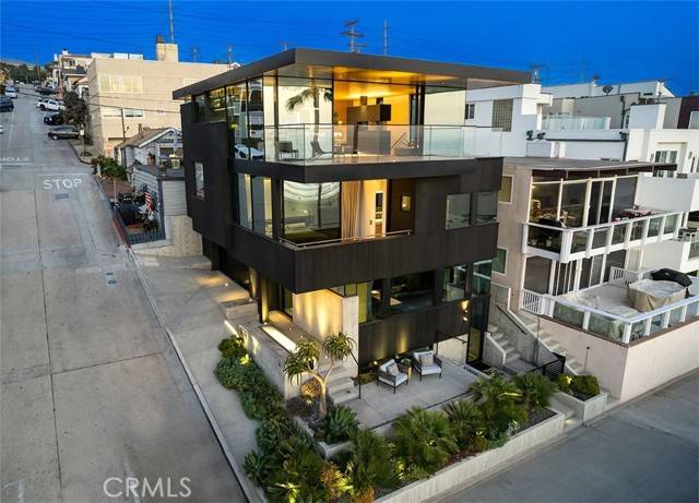 Manhattan Beach, CA 90266,4320 The Strand