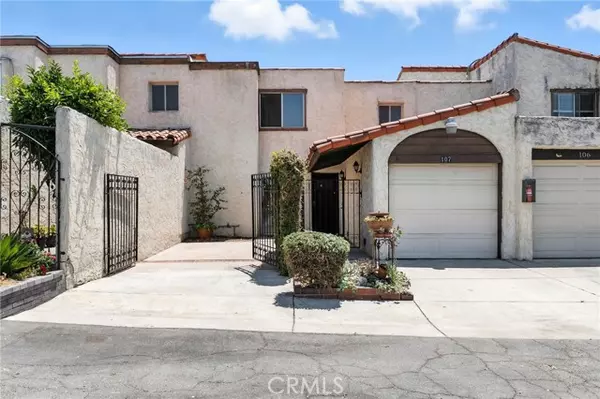 Panorama City (los Angeles), CA 91402,8800 Kester Avenue #107