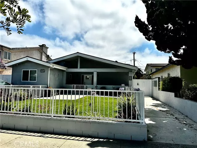 Torrance, CA 90501,2602 Apple Avenue