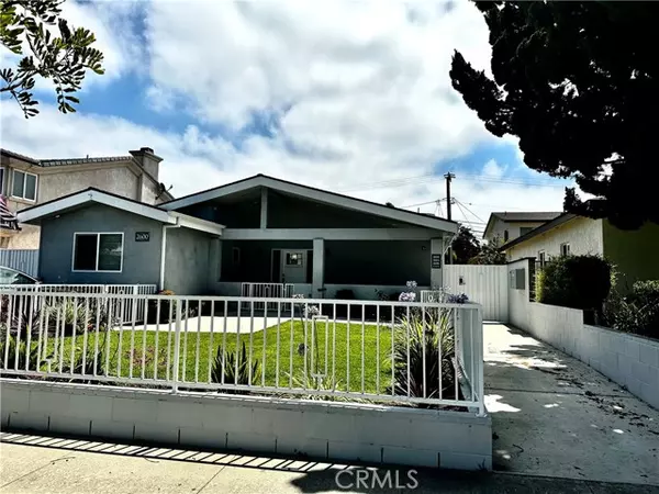 2602 Apple Avenue, Torrance, CA 90501